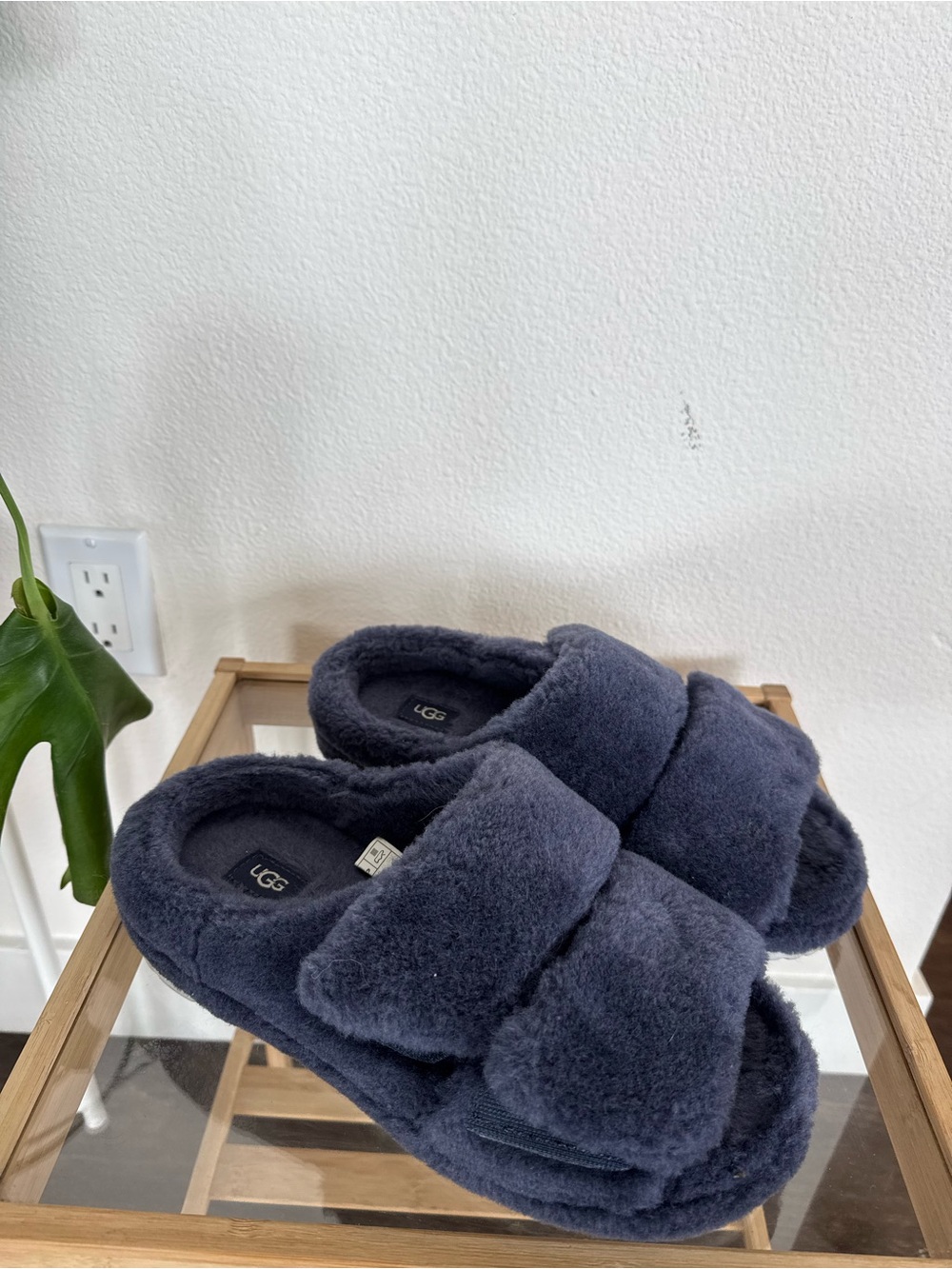 UGG Men's Fluff That Slipper Charcoal Blue Gray Size 9